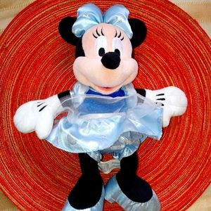 Minnie Dream Doll